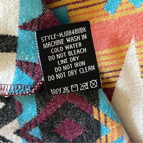 Hooey Southwestern Flannel Button Up Jacket Women’s M Cotton Red Wine Black Tan - Picture 16 of 17